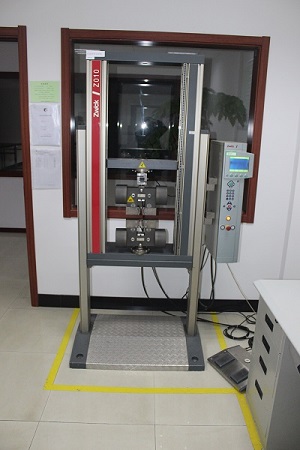 電子萬能材料試驗(yàn)機(jī)